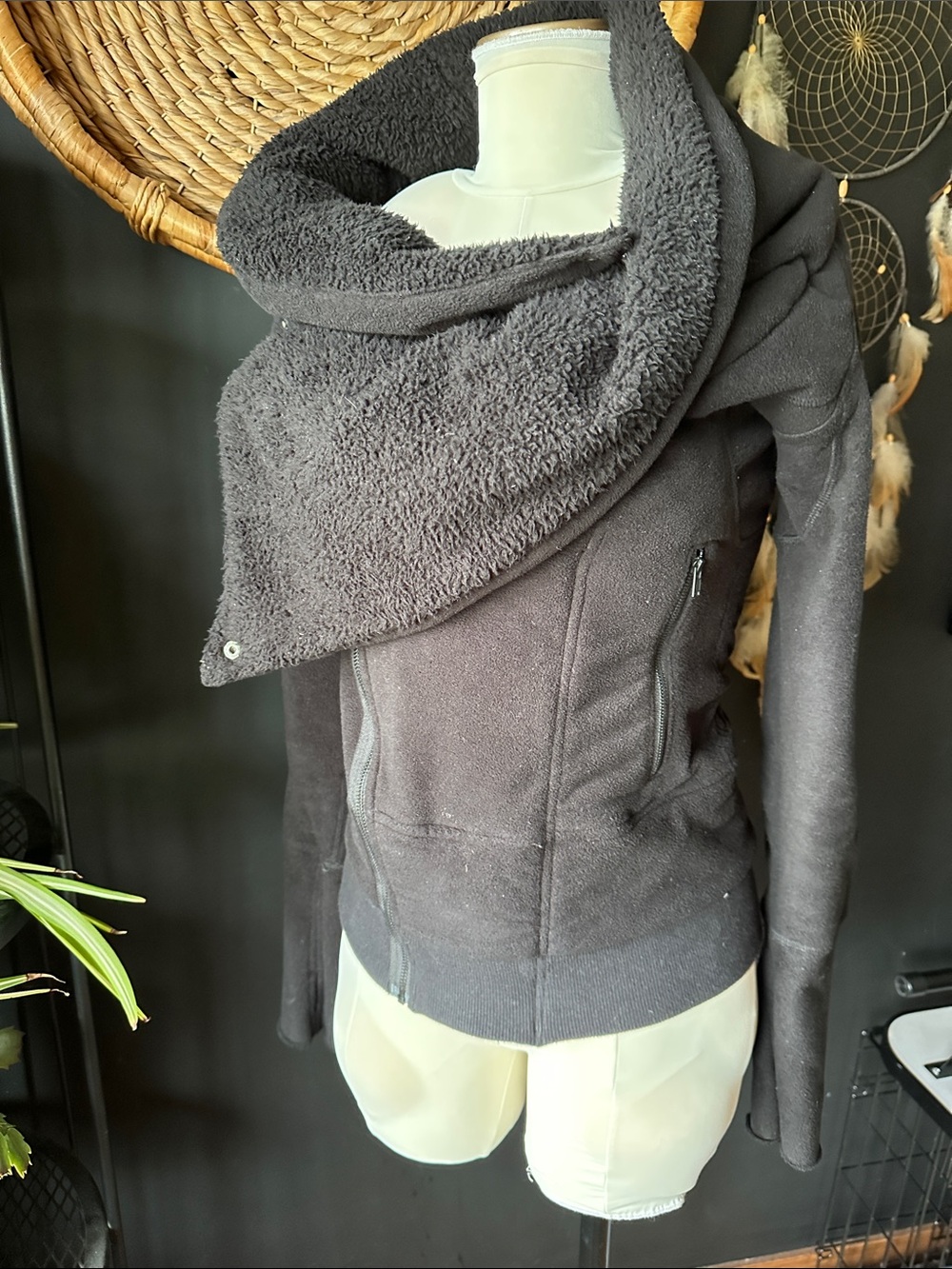 lululemon athletica Black Sherpa-Lined Asymmetrical Bomber Jacket